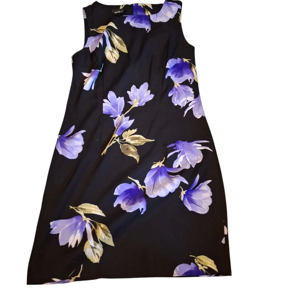 Floral Sleeveless Dress - Picture 1 of 3